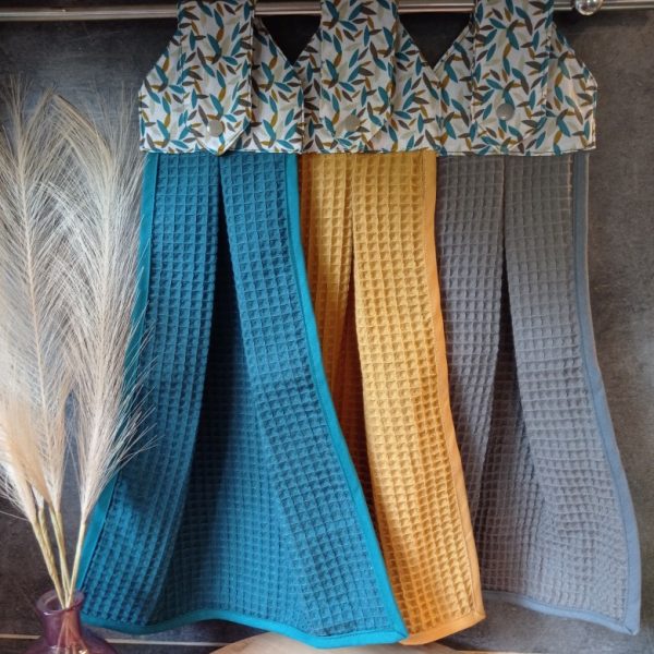 essuie main motif petite feuille bleu et jaune