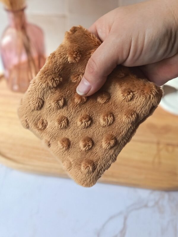 Lingette démaquillante écologique ocre en tissu microfibre minky