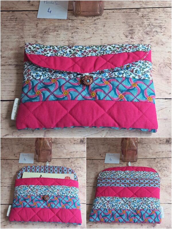 Pochette à livre de poche artisanale Modèle 4 en patchwork géométrique turquoise, fuchsia et fleuri avec bouton gravé.
