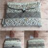 Pochette à livre de poche écoresponsable Modèle 3 matelassée aux motifs léopard, pois beige et taupe.