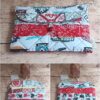 Pochette à livre de poche tissu Modèle 1 à motifs bandana rouge, combis vintage et chats, vue ouverte et fermée.
